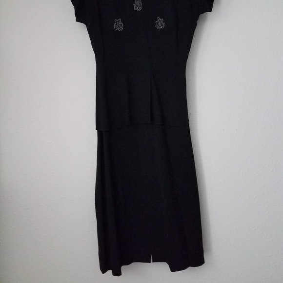Vintage 1940s Peplum Beaded Dress - Picture 12 of 12